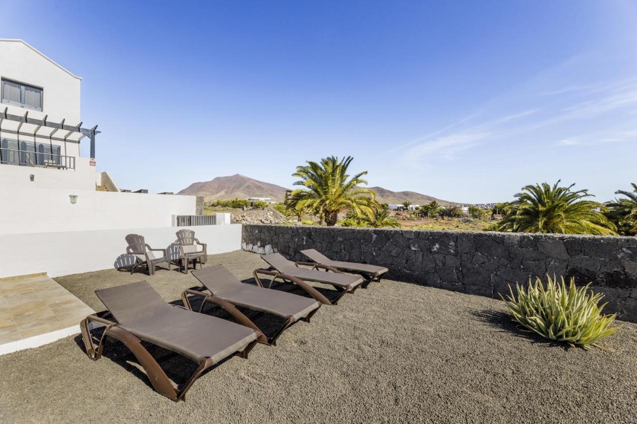 Casa Estela - Vipvipvillas Playa Blanca  Exterior photo