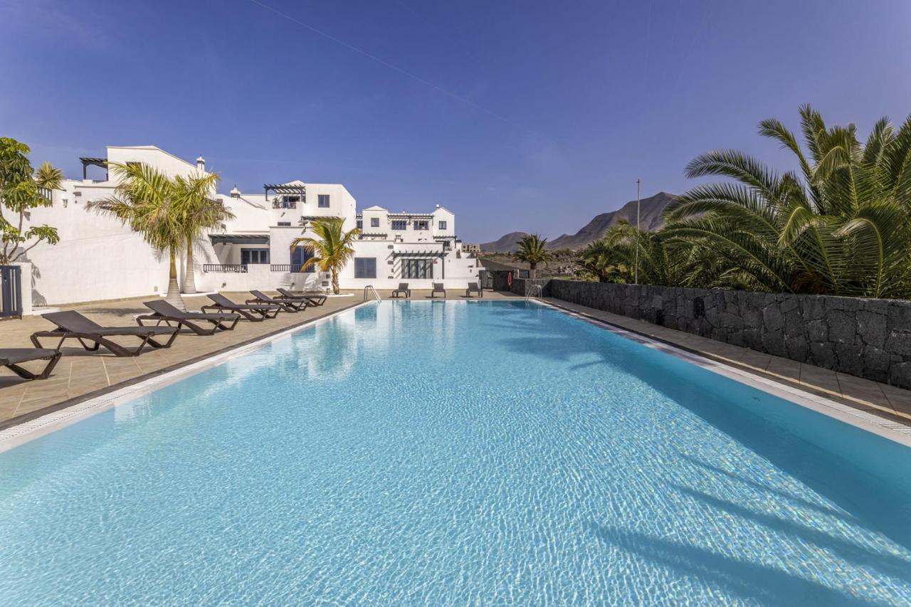 Casa Estela - Vipvipvillas Playa Blanca  Exterior photo